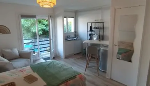 Studio meublé 21m² avec balcon 