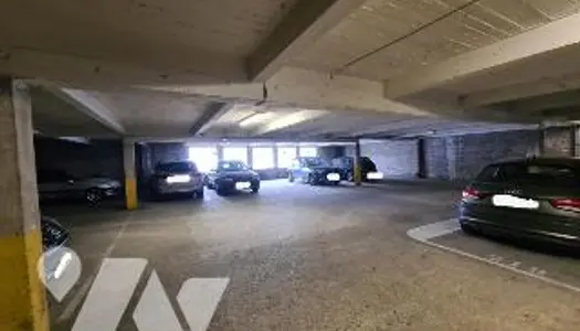 Parking - Garage Vente Roubaix   29000€