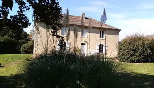 Loue maison 175m² 3 chambres à 20 minutes au sud de Poitiers