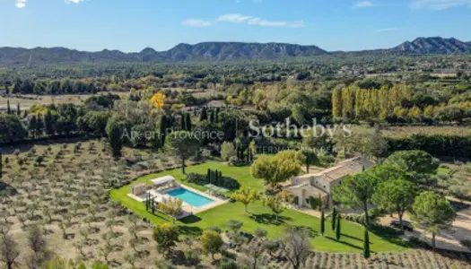 Le Domaine des Alpilles, Luxueuse propriété avec court de tennis 