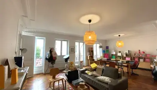 Au coeur du 10eme, beaux bureaux à louer en bail commercial 