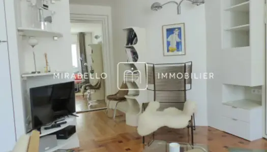 Studio 1 pièce 24 m² 