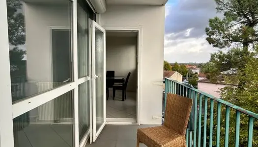 Vente T3 61 m² à Carbon Blanc 168 000 €