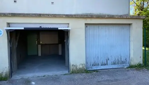 Garage dans résidence sécurisée