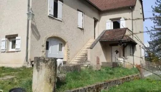 Maison 10 pièces 238 m² 