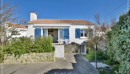 Dpt Vendée (85), à vendre LA GUERINIERE maison 110M2 - Face mer  - Terrain de 332,00 m² 