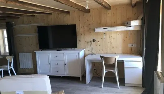 Studio 1 pièce 33 m² 