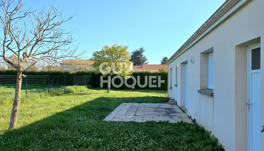 COULONGES SUR L AUTIZE : maison de 4 pièces (71 m²) à louer 