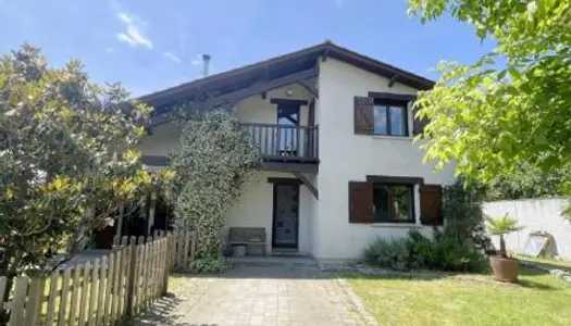 Maison 6 pièces 140 m² 