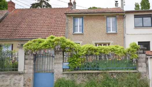 Fère en Tardennois, à vendre maison de 78 m² avec un Terrain de 627 m² et une dépendance 