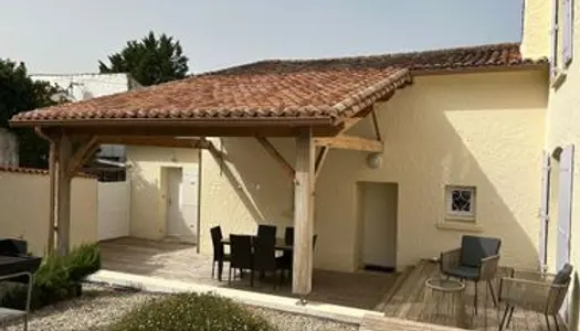 Maison 4 pièces 185 m²