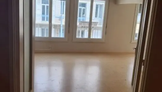 Appartement F2 à Gueret 