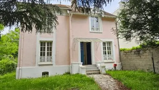 Maison - Villa Location Maisons-Laffitte 7p 181m² 4200€