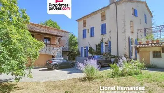 Ensemble immobilier de 404m² à Alès sur un terrain constructible de 9285m²