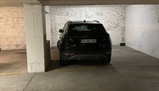 Parking/box 16 m² 
