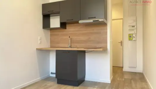 Studio 1 pièce 18 m² 