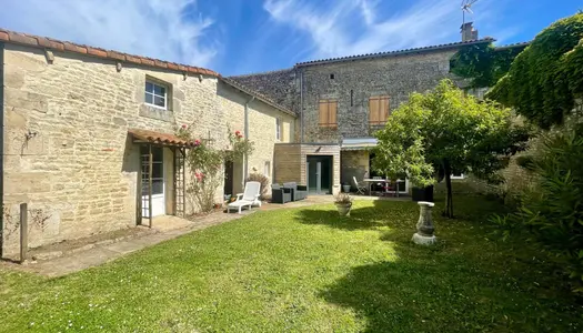 CHERVEUX MAISON EN PIERRES AVEC JARDIN ET GARAGE 