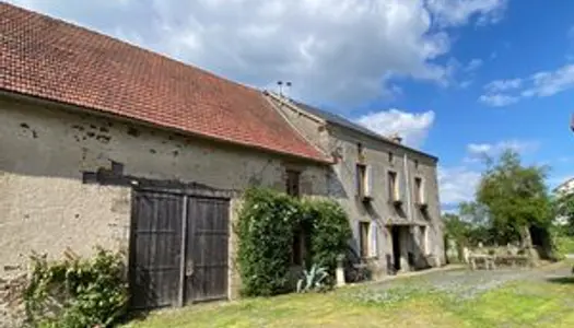 HAUTE-VIENNE - Deux maisons et Granges Attenants 