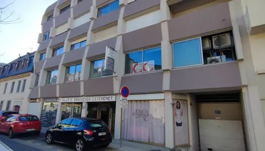 Local commercial 295 m²