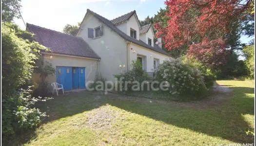 Dpt Loiret (45), à vendre COURTENAY maison 4 chambres 171M2 - terrain 2405 M2 