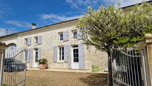 Maison Vente Fontaine-Chalendray 9p 120m² 235000€