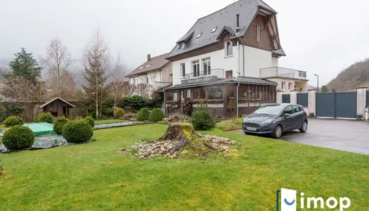 Maison 7 pièces 320 m²