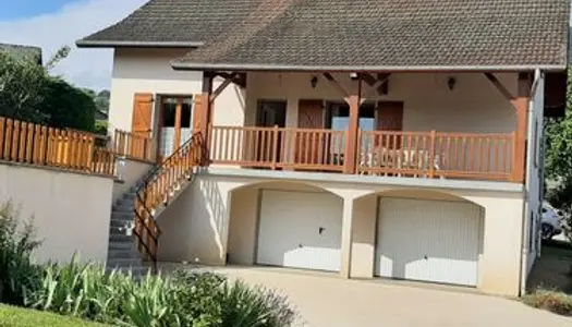 Particulier vend maison au centre de Novalaise (Savoie) à 3 kms du lac d'Aiguebelette, 15 mn de 