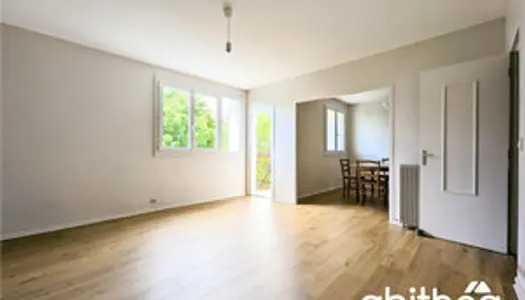 Appartement T4 dans une résidence calme proche des commodité 