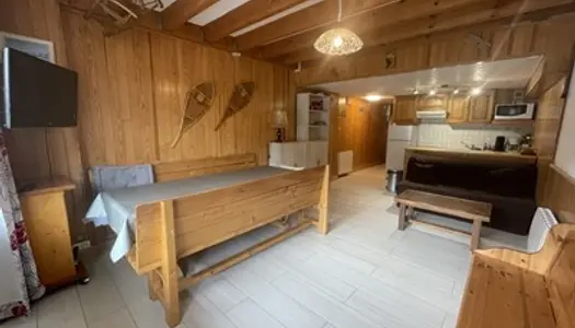 Triplex de 3 chambres face aux pistes de ski 