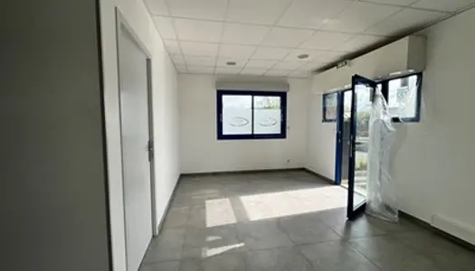 Bureaux 119 m² 