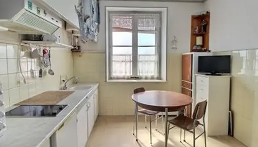 Appartement deux pièces au triangle d'Or 