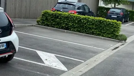 Place de parking sécurisé