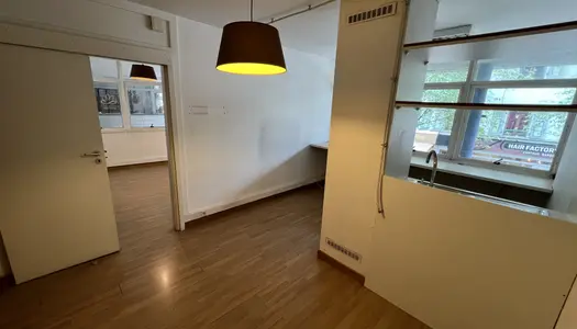 A VENDRE, LOCAL PROFESSIONNEL, ANNEMASSE, 45 m2 