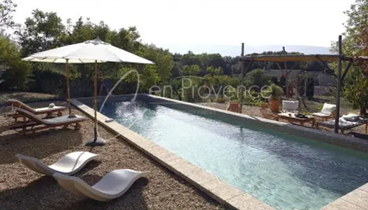 Villa de vacances à Gordes avec piscine 