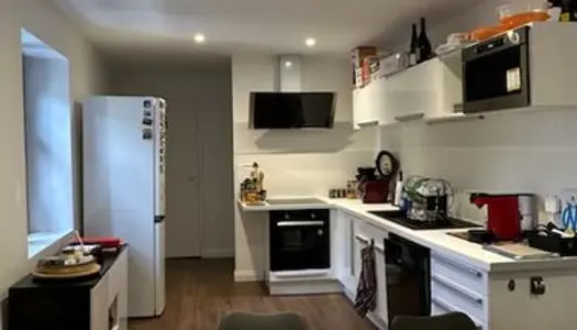 Appartement T4 Rénové Frais réduits