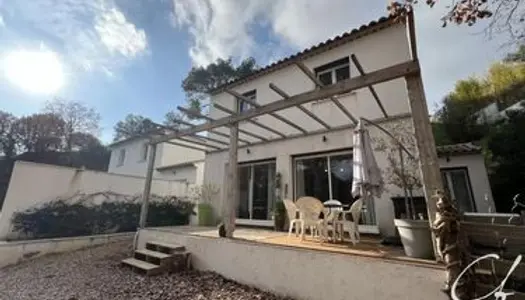 Villa 5 pièces 117 m²