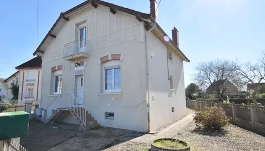 Dpt Saône et Loire (71), à vendre GUEUGNON maison P5 