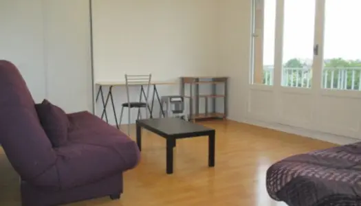 Studio 1 pièce 31 m² 