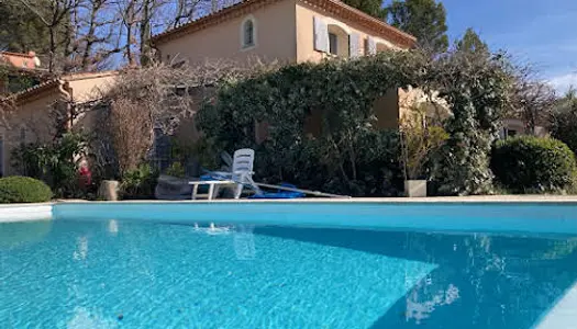 Villa 5 pièces 160 m²