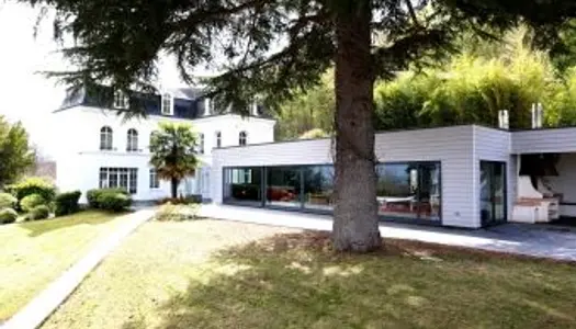 Maison individuelle 265m² sur 1969m² de terrain 