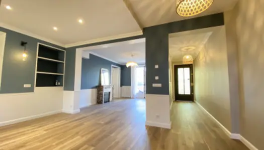 Maison 7 pièces 245 m² 