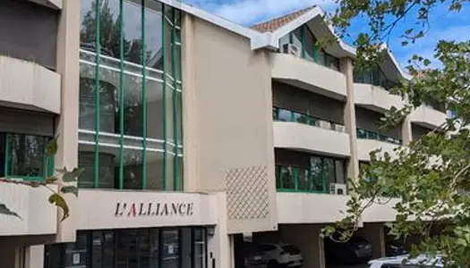 Local bureaux 114m2 Anglet 