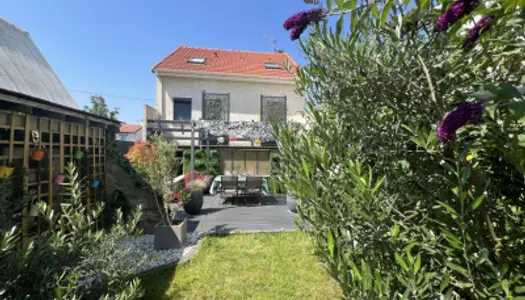 Maison 6 pièces 105 m² 