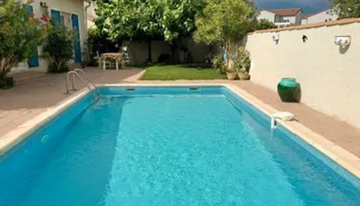 Maison MAUGUIO (34130) - 85 m2 - séjour double et 2 ch - Piscine - Terrain 512 m2 