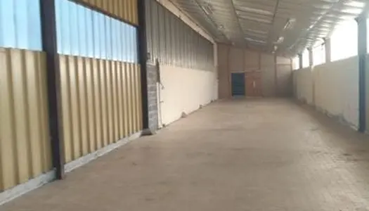 Entrepôt/hangar 250m² à louer à Hagetmau