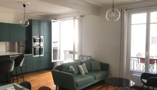 Location meublée bel appartement calme Paris 9e - 2 chambres - 72 m² 