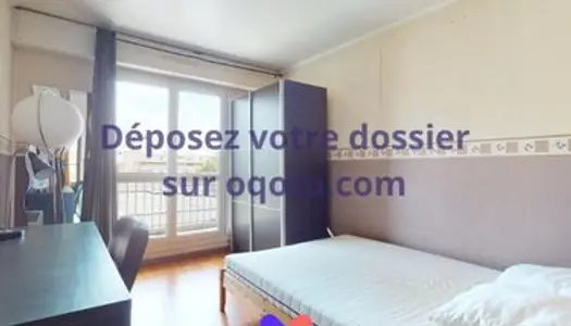 Chambre 4 pièces 96 m² 