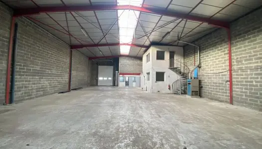 Local commercial 1465 m² 
