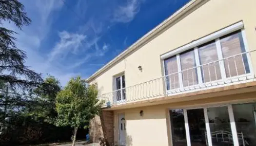 Maison 6 pièces 163 m² 