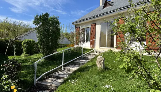 Maison non mitoyenne avec jardin - Avrillé